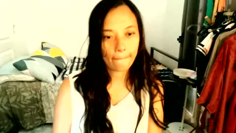 pinay beauty14 online show from June 18, 1:00 am