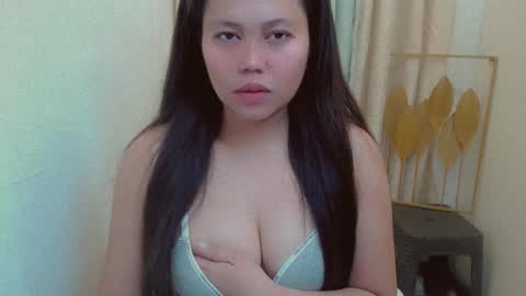 pinay_juliet online show from April 28, 12:31 pm