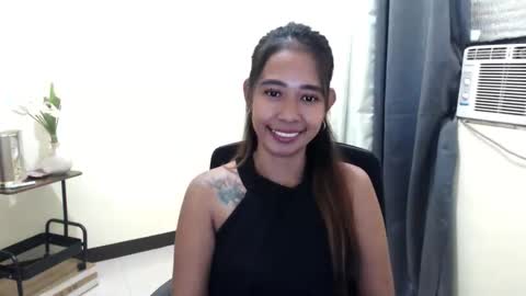 pinaymorena_renelda online show from November 5, 3:19 am