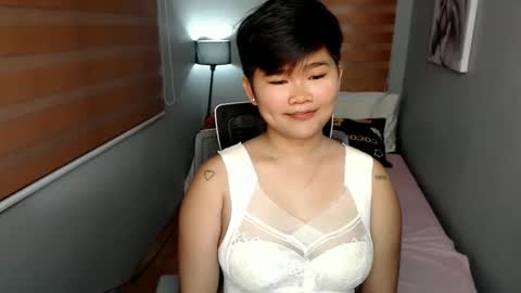 Lyn the Lesbian online show from January 5, 11:04 am