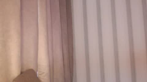       online show from April 24, 6:37 am