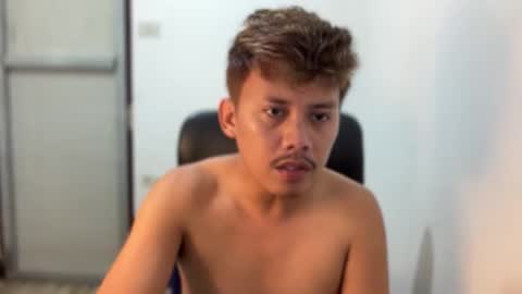 pingkoy0517 online show from May 15, 8:45 am