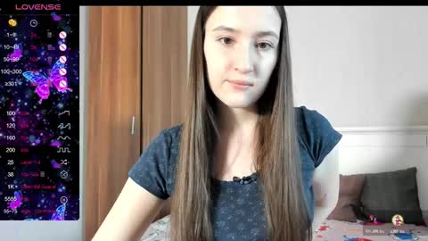 Snapshot of pingviluly chatting on October 20, 6:18 am pingviluly online show from October 20, 6:18 am
