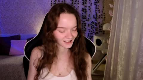 Stephanie online show from April 4, 2:29 am