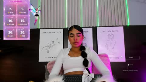 pink_as online show from September 19, 2:32 pm