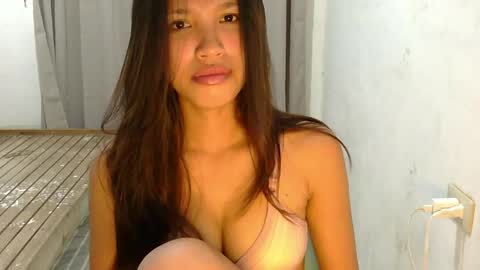 pink_bubbles011 online show from May 23, 6:42 am