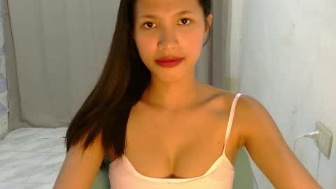 pink_bubbles011 online show from May 28, 5:27 am