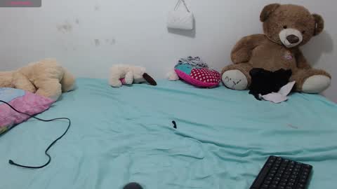 pink_love_25 online show from February 21, 9:01 am