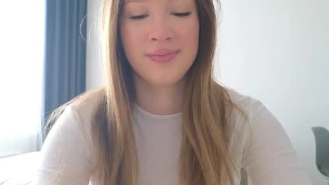   online show from April 1, 3:18 am