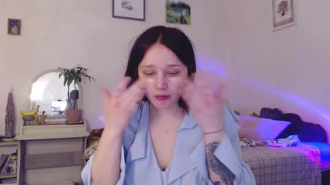 Sony online show from March 6, 7:02 pm