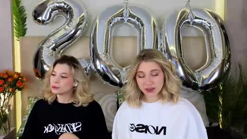 Adele online show from November 10, 9:12 am