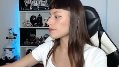 Emily online show from February 18, 5:35 pm