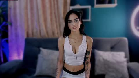 pinksmile_1 online show from June 17, 10:59 pm