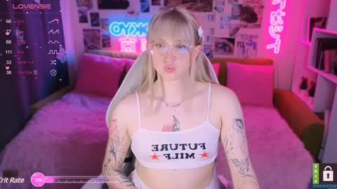 pinkvenom_ online show from January 24, 5:32 pm