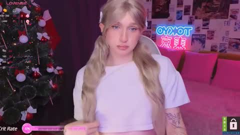 pinkvenom_ online show from December 2, 2:58 pm