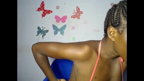 pinkykiki_247 online show from February 12, 6:44 pm