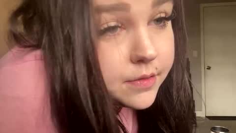 pinkypie2000 online show from October 28, 9:49 pm