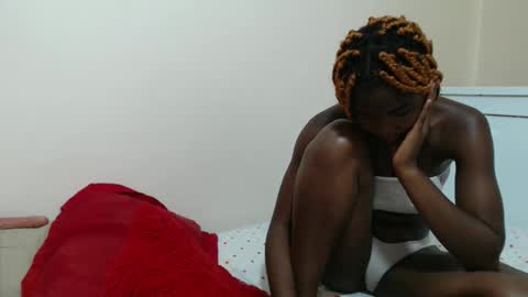 zenah online show from April 22, 6:09 am