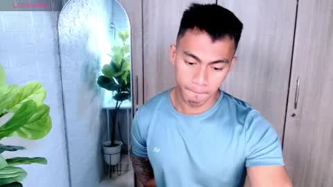 ethan online show from April 18, 2:08 pm