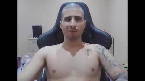 Gifted One online show from March 20, 12:15 am