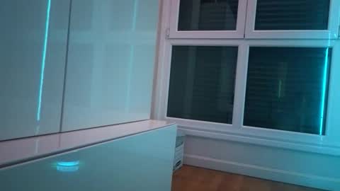 pitufina88 online show from April 23, 8:11 am