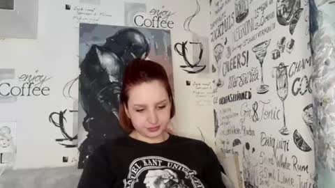 Caroline online show from May 6, 2:45 pm