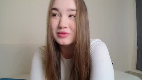 Lily online show from April 26, 1:42 pm