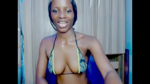 Ella online show from May 24, 8:43 am