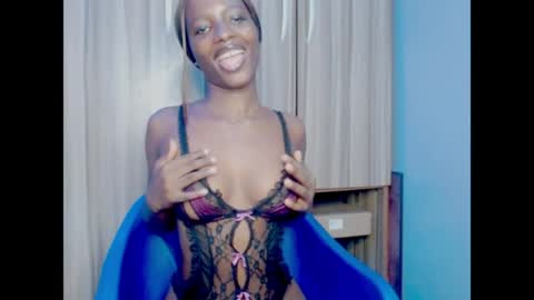 Ella online show from May 29, 7:17 am