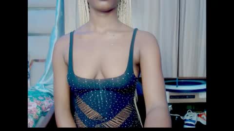 Ella online show from July 7, 7:09 am
