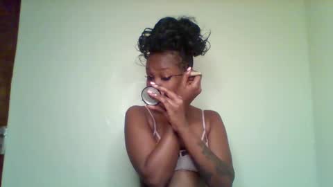 Majesty online show from April 11, 10:19 am