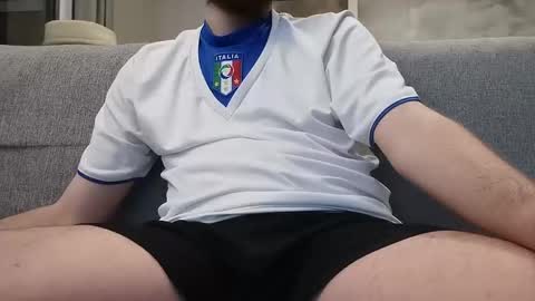 PLADPLAS online show from December 10, 9:00 pm