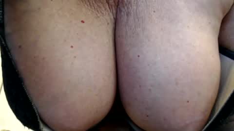 playfulkitten17 online show from June 28, 2:57 pm