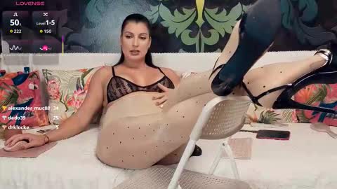 Snapshot of playfullangelica chatting on September 29, 5:45 pm PlayfulAngelyca online show from September 29, 5:45 pm