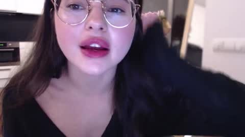 Mary online show from October 2, 9:35 pm