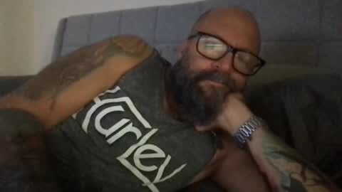 PleaseSitOnMyCock online show from December 1, 7:06 am