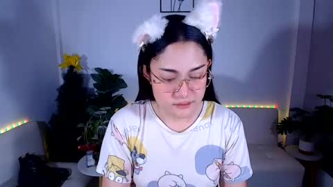 Ploysai online show from July 19, 8:11 pm