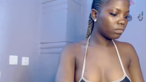 tinah online show from February 18, 3:41 pm