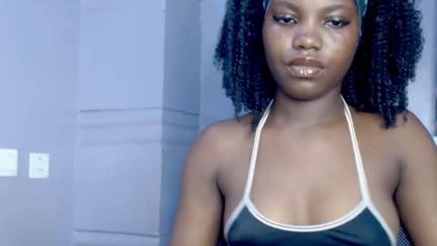 tinah online show from January 31, 8:43 am