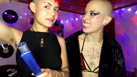   online show from January 31, 11:03 pm