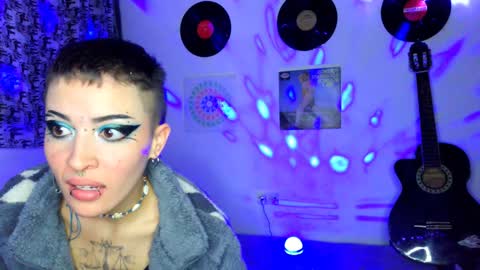   online show from December 12, 2:26 am