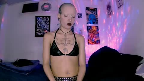    online show from April 21, 1:20 am