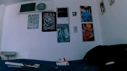    online show from April 30, 8:25 pm