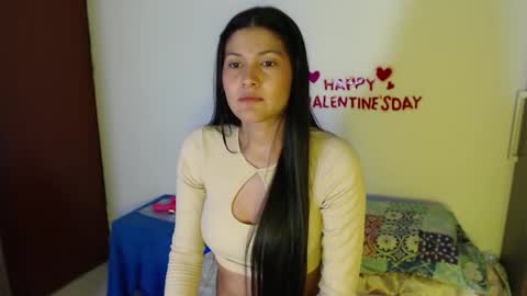 Snapshot of pocahontas_candy chatting on September 28, 11:03 pm pocahontas_candy online show from September 28, 11:03 pm