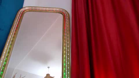 poison_milf_ online show from February 22, 6:28 am