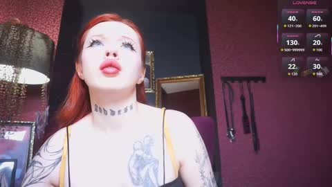 Snapshot of poisonivvy_ chatting on October 4, 5:38 am next streams mon wed sat sun 5am-1pm utc online show from October 4, 5:38 am