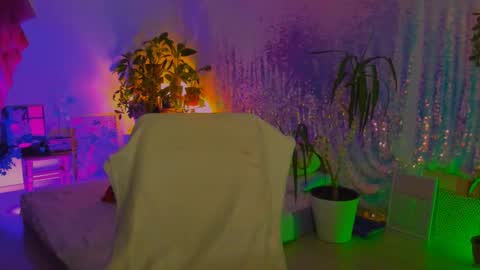 Martha online show from March 23, 6:24 pm