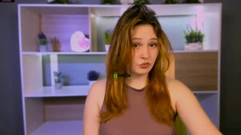 polly_cute1 online show from April 26, 7:00 pm