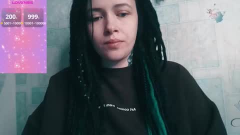 Polly online show from December 17, 9:21 pm