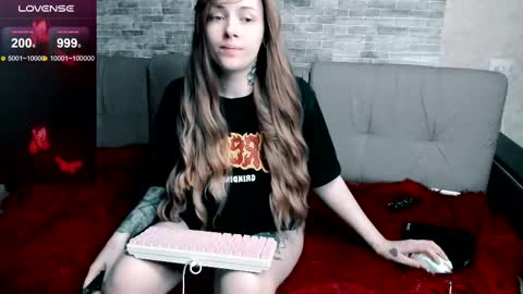 Polly online show from February 15, 9:05 am